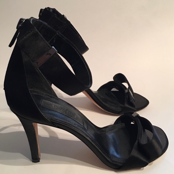 WHITE HOUSE BLACK MARKET Viviette Black Heels - Picture 2 of 4